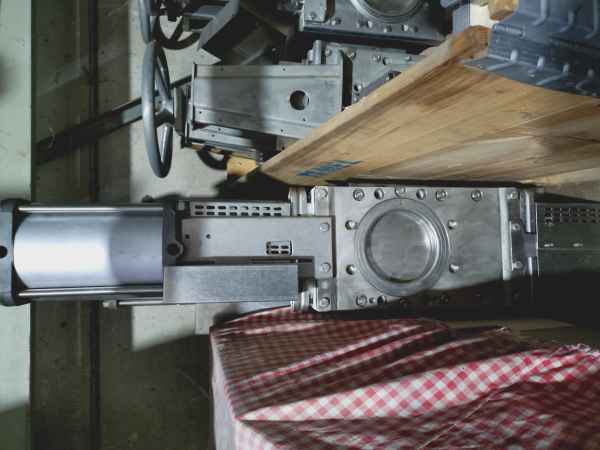 Escher Wyss Dickstoffreiniger D1C-S mit Schleuse - komplett überholt