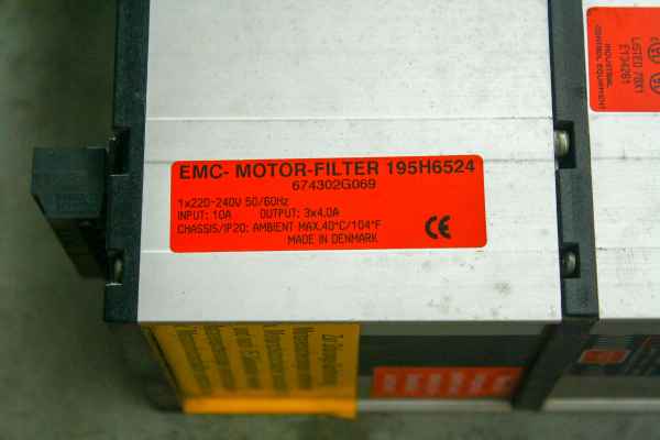 Danfoss VLT Type 2015 195H3103 Frequenzumrichter