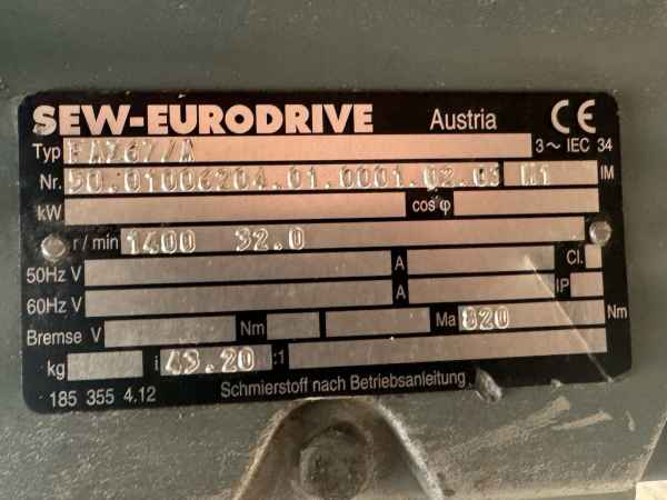 SEW Eurodrive FAZ67/A Flachgetriebe