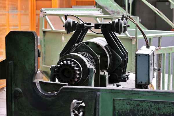 Jagenberg Vari-Dur 33-15 slitter rewinder