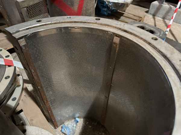 Andritz Schneckenpresse 575-18-4 mit rostfreien Einlauf und Auslaufgehäuse