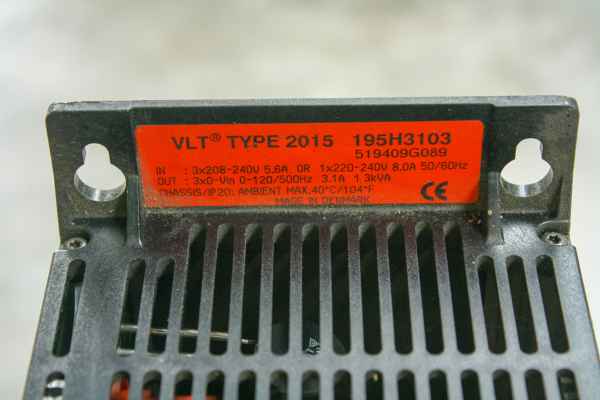 Danfoss VLT Type 2015 195H3103 Frequenzumrichter