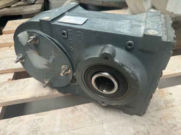 SEW Eurodrive FAZ67/A Flachgetriebe