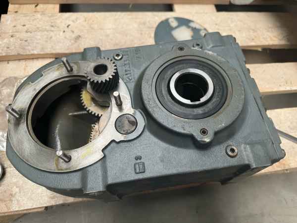 SEW Eurodrive FAZ67/A Flachgetriebe