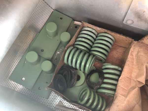 Voith Finckh Vibrationssortierer E1/0,4m2 Wuchtschüttler