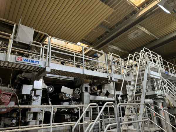 Dörries Valmet 2-lagige Papiermaschine, 2570mm, 270 tato, Testliner Fluting, mit Schuhpresse