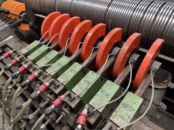 Jagenberg Vari-Dur 26-12A slitter rewinder with unwind from core